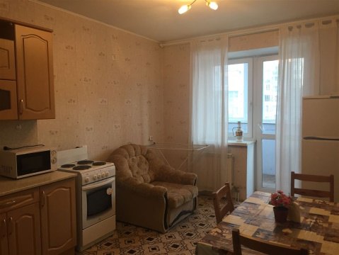 1-к квартира, 4/10 эт., 44м²
