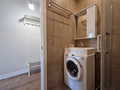 Студия, 4/37 эт., 28м²