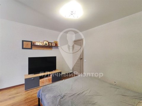 1-к квартира, 2/18 эт., 52м²